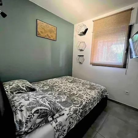 Au Coeur Du Lavandou - A 200m Apartment Le Lavandou
